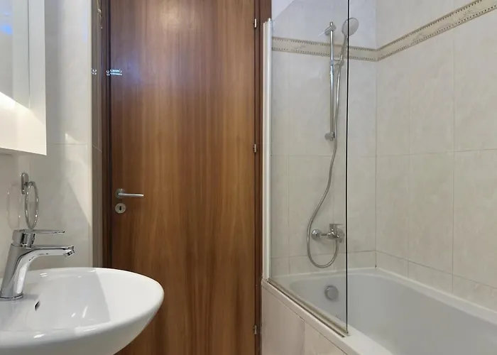 Apartamento Breathtaking Sea And Marina View Center 2 Bdr